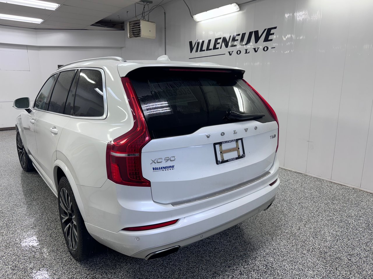 Volvo XC90 T6 AWD Momentum (7-Seat) 2020-2