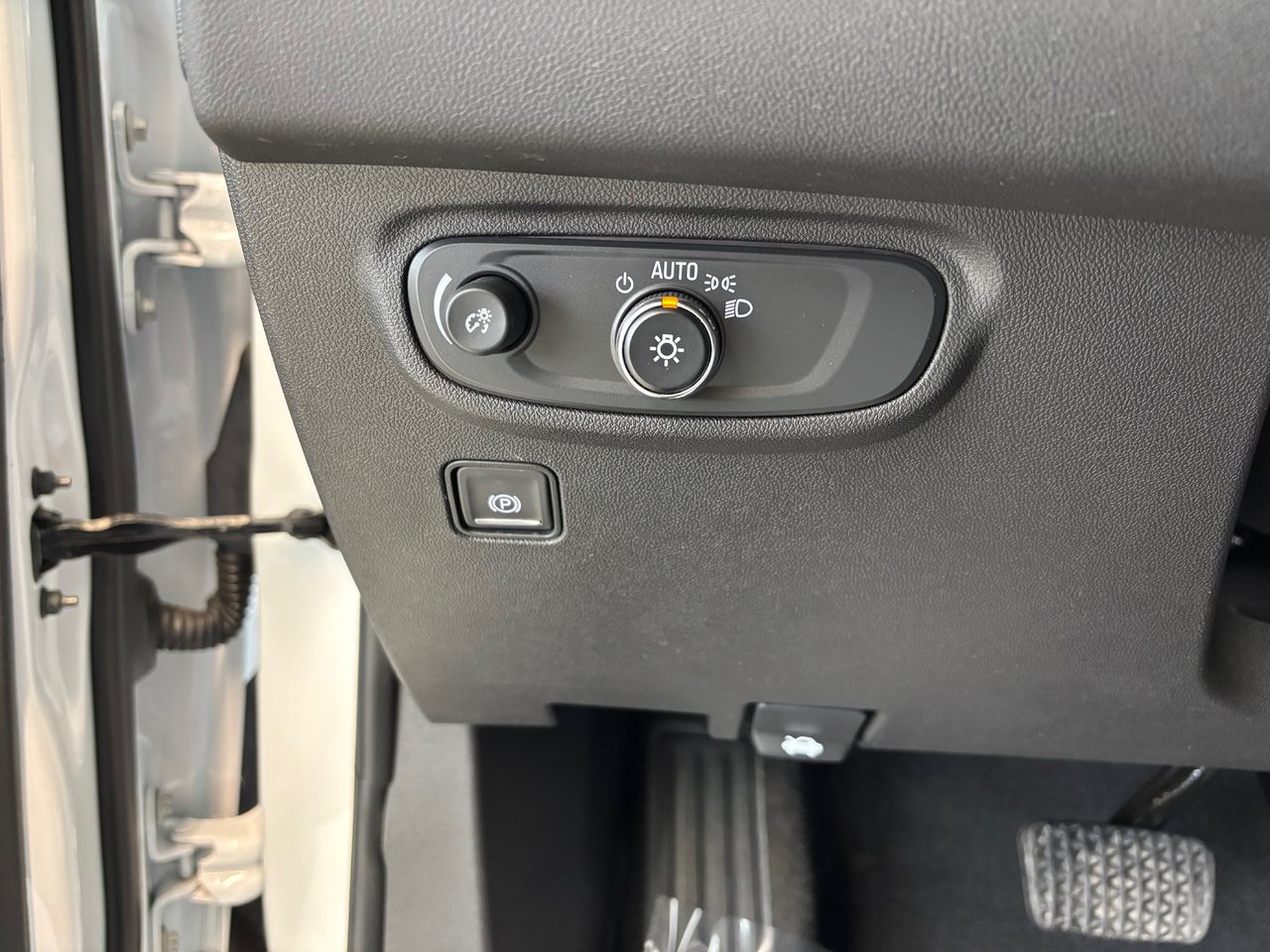 GMC Terrain SLE AWD SIEGES CHAUFFANT CARPLAY 2023 JAMAIS ACCIDENTÉ