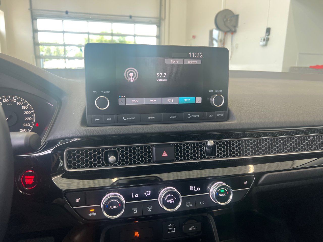 Honda Civic Sedan EX TOIT OUVRANT SIEGES CHAUFFANT CARPLAY 2024 JAMAIS ACCIDENTÉ