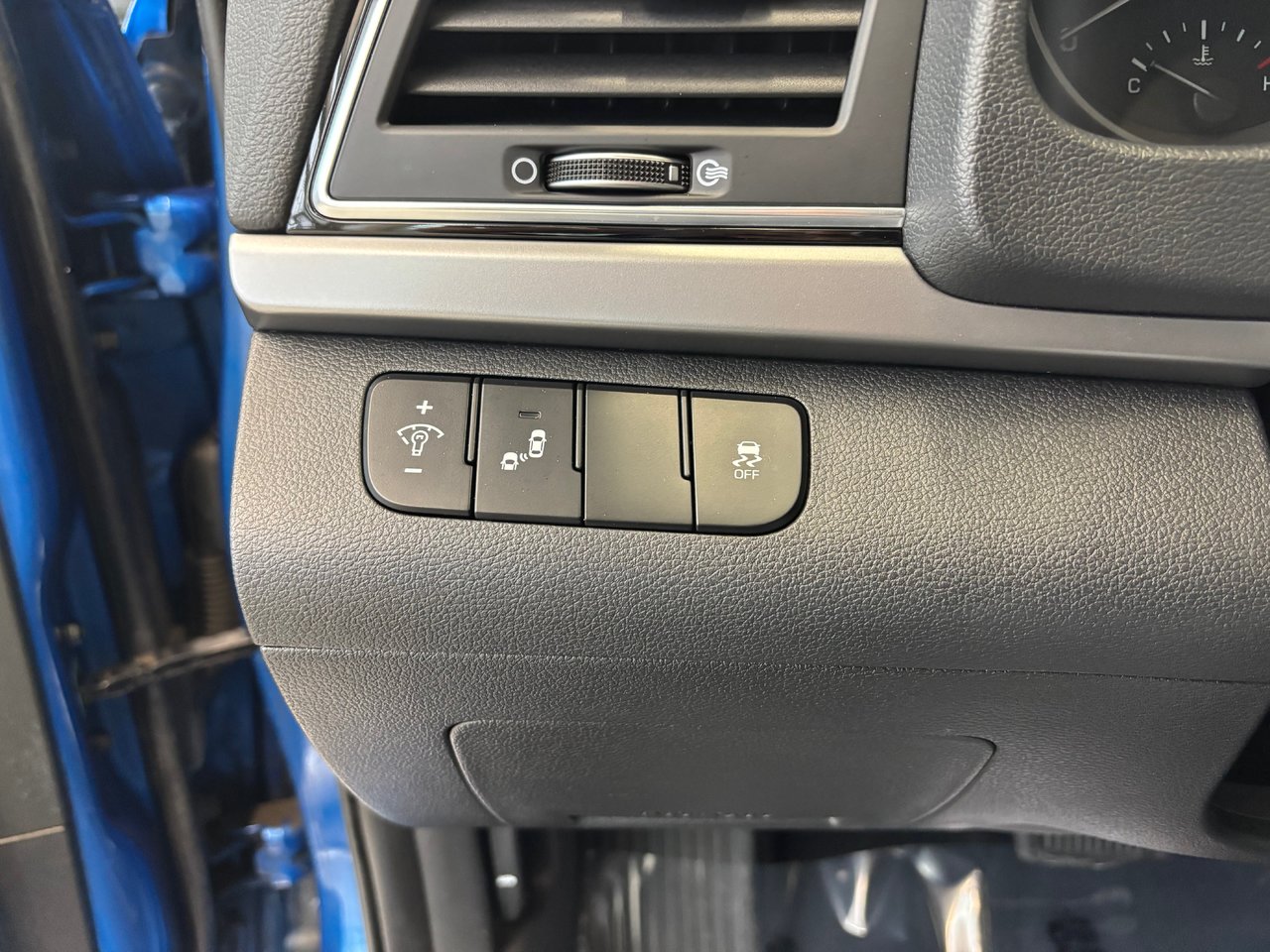 2017 Hyundai Elantra GLS TOIT OUVRANT MAGS CLIMATISEUR 2 ZONES