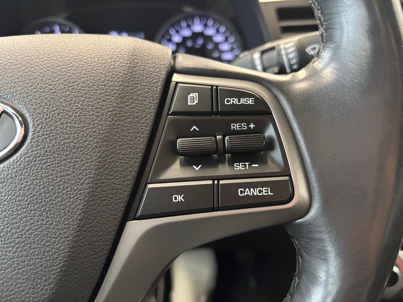 2017 Hyundai Elantra GLS TOIT OUVRANT MAGS CLIMATISEUR 2 ZONES