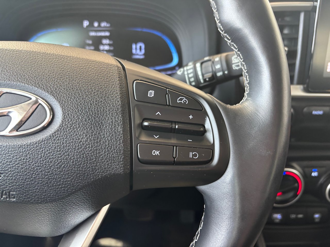 Hyundai Venue Preferred SIEGES CHAUFFANT BLUETOOTH 2023 JAMAIS ACCIDENTÉ