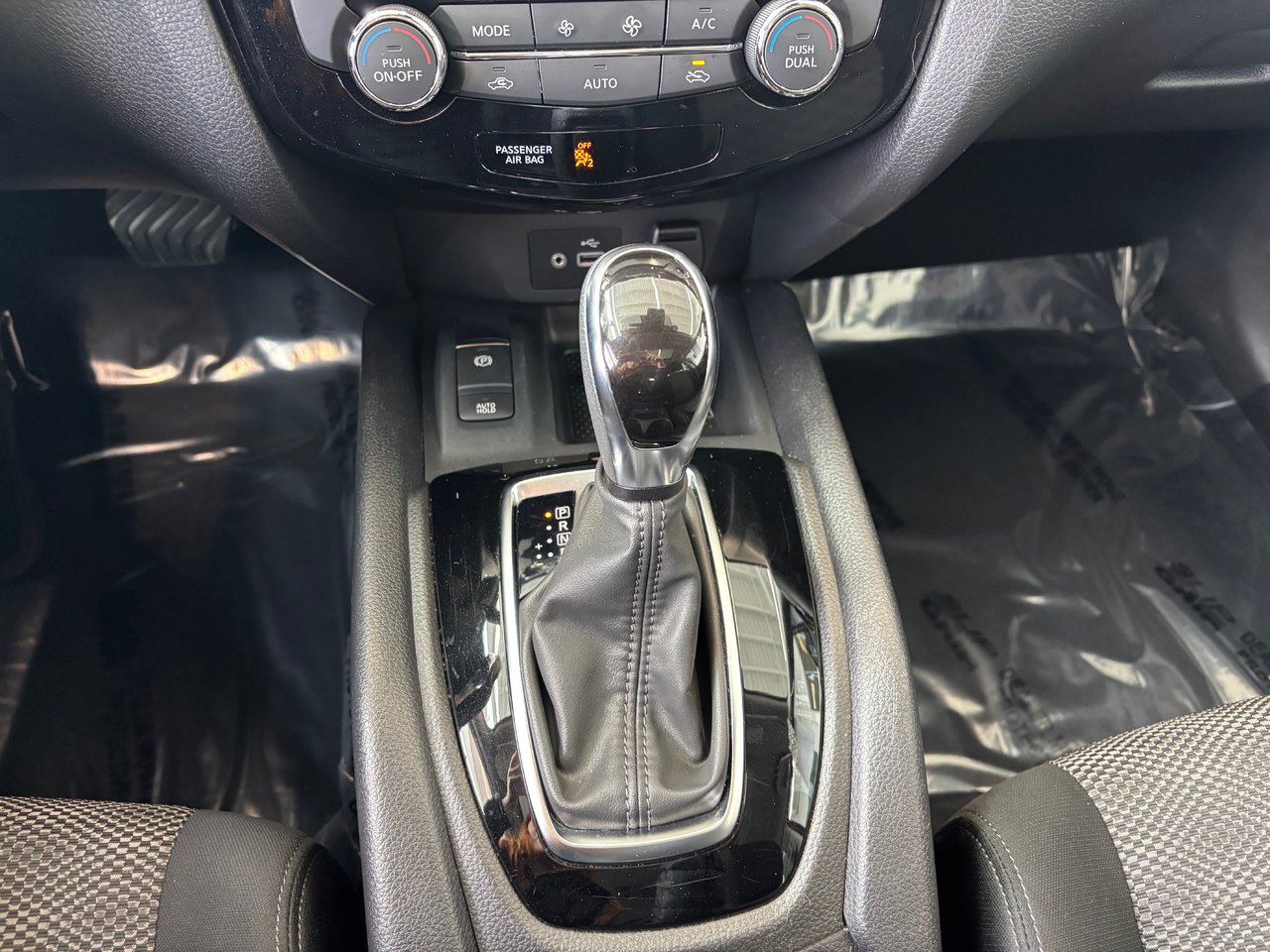Nissan Qashqai SV TOIT OUVRANT BLUETOOTH CARPLAY 2022 FINANCEMENT AVANTAGEUX