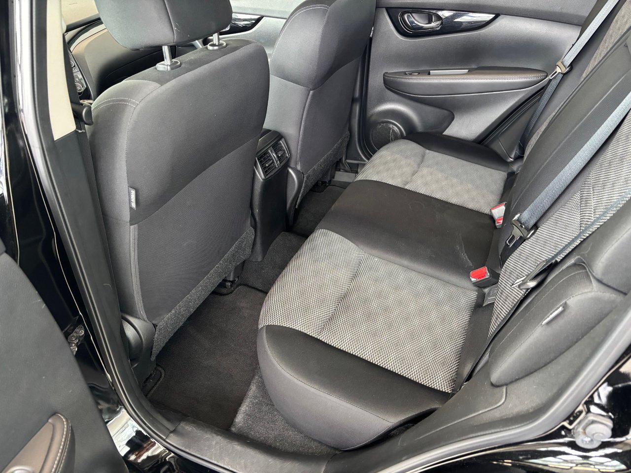 Nissan Qashqai SV TOIT OUVRANT BLUETOOTH CARPLAY 2022 FINANCEMENT AVANTAGEUX