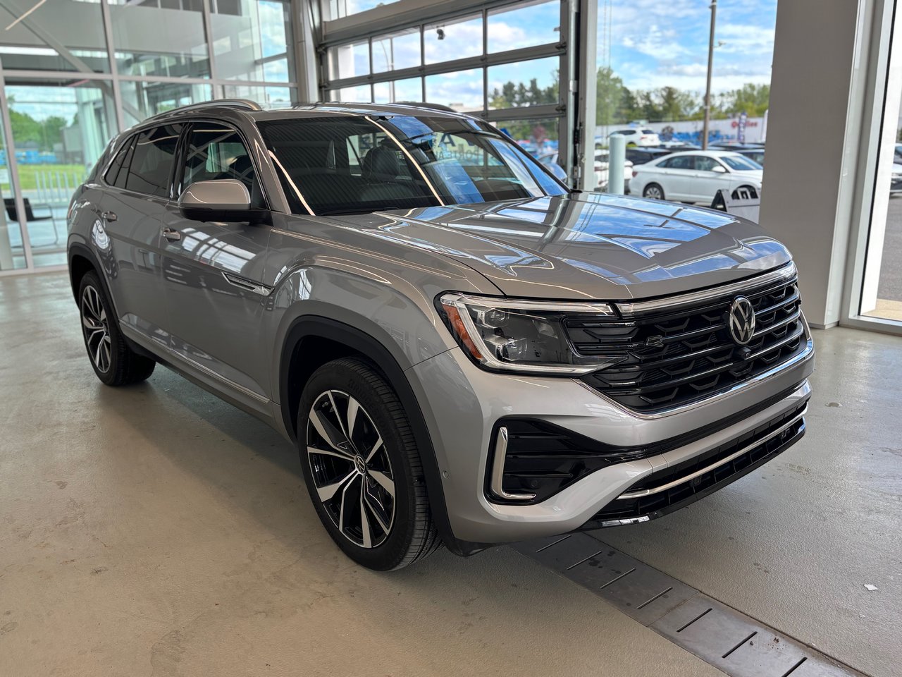 2024 Volkswagen Atlas Cross Sport EXECLINE DEMO SPECIAL