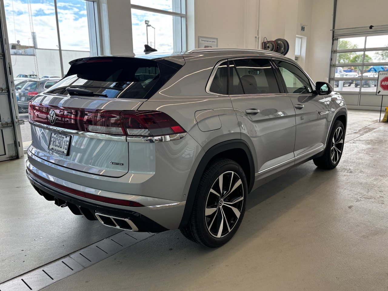 2024 Volkswagen Atlas Cross Sport EXECLINE DEMO SPECIAL