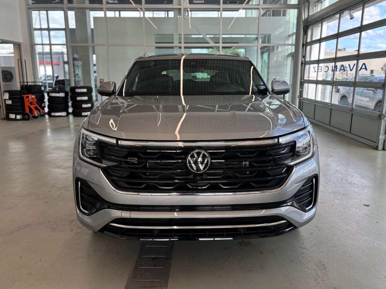 2024 Volkswagen Atlas Cross Sport EXECLINE DEMO SPECIAL