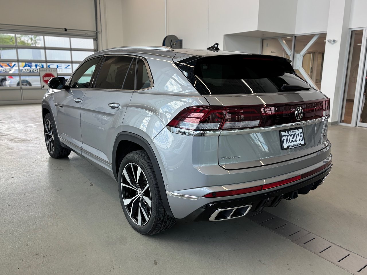 2024 Volkswagen Atlas Cross Sport EXECLINE DEMO SPECIAL
