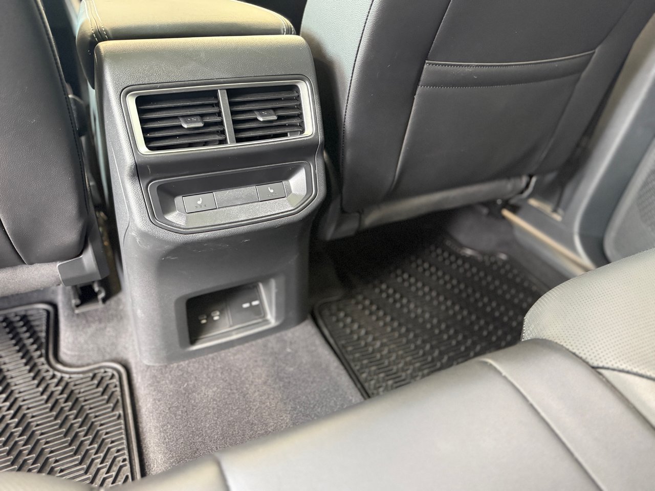 Volkswagen Atlas Cross Sport Highline 2024 SPÉCIAL DÉMO