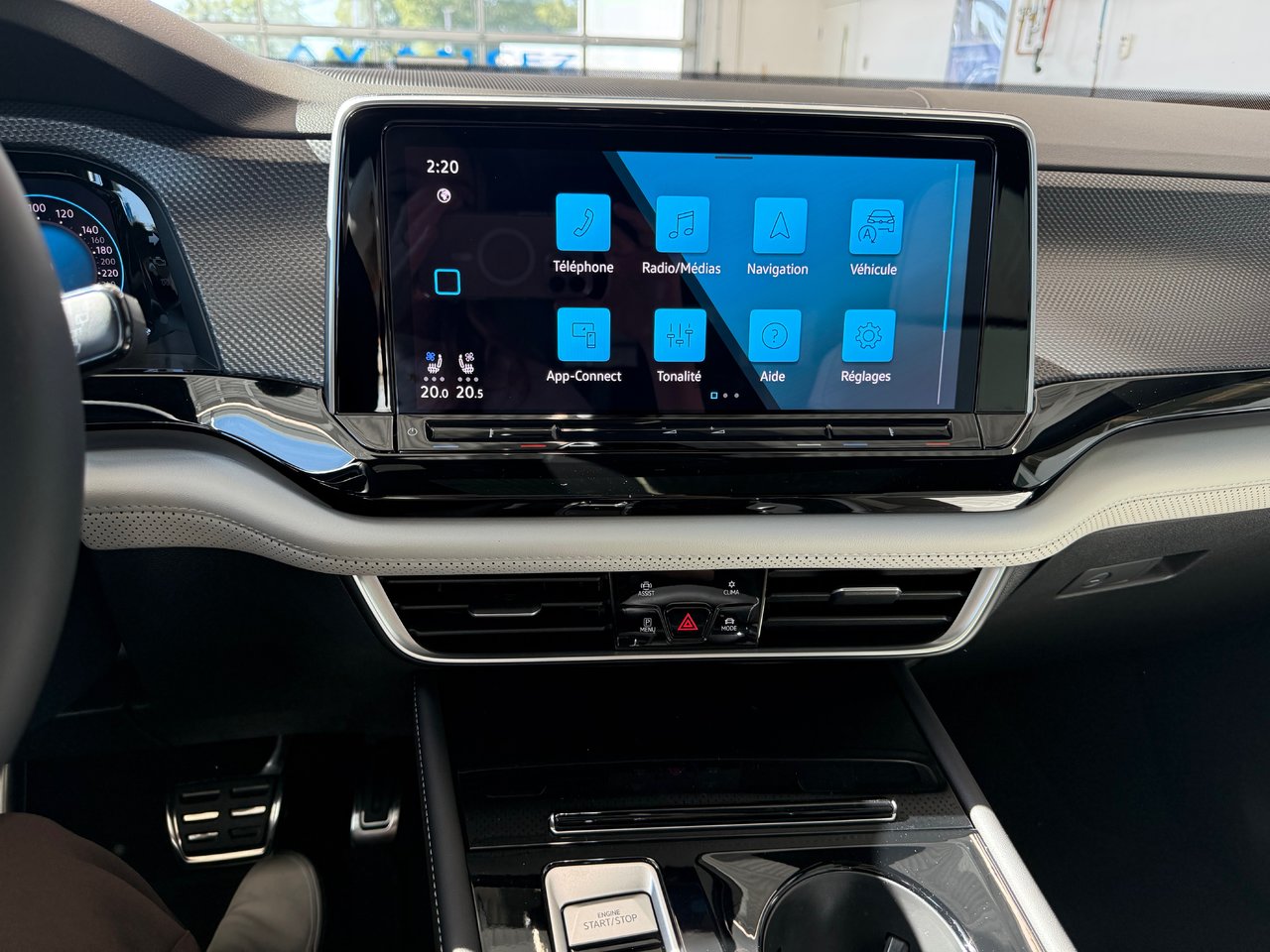 2025 Volkswagen Atlas Cross Sport Execline DEMO SPECIAL