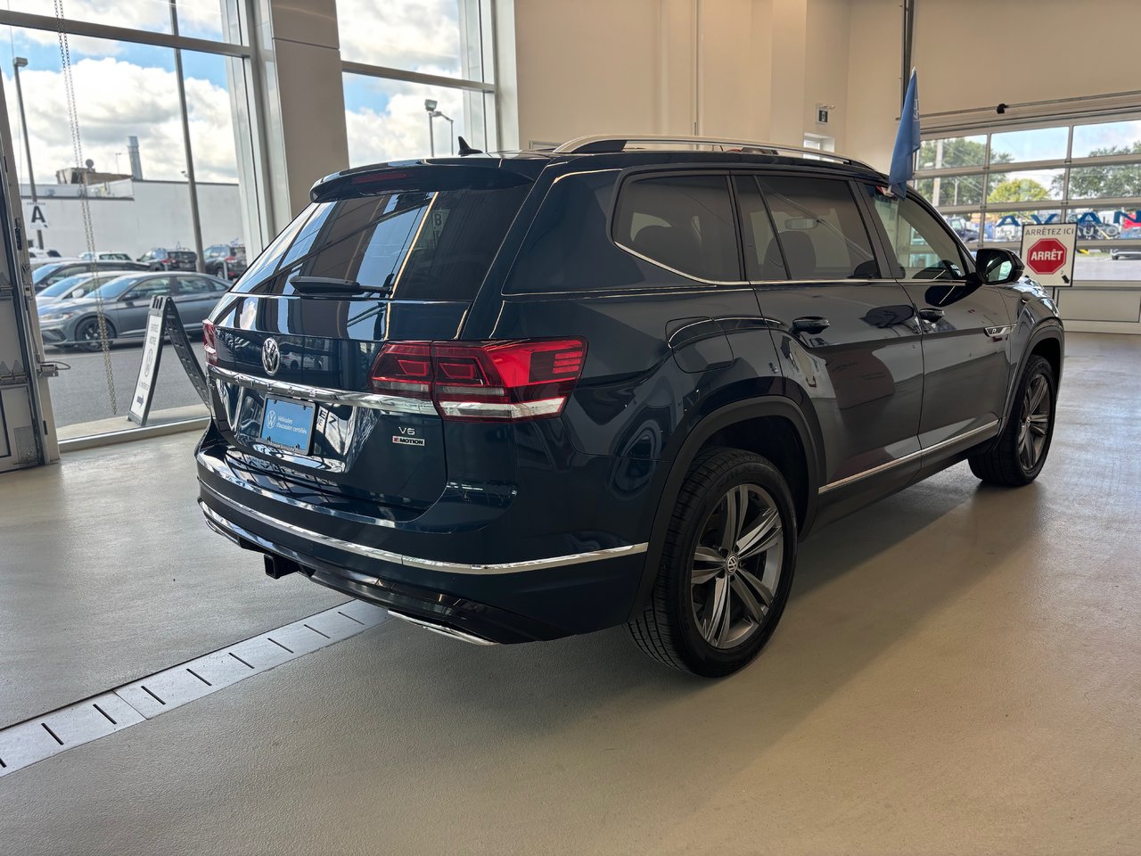 Volkswagen Atlas Highline R-LINE ENS CAPITAINE CUIR TOIT NAVIGATION 2019 JAMAIS ACCIDENTÉ