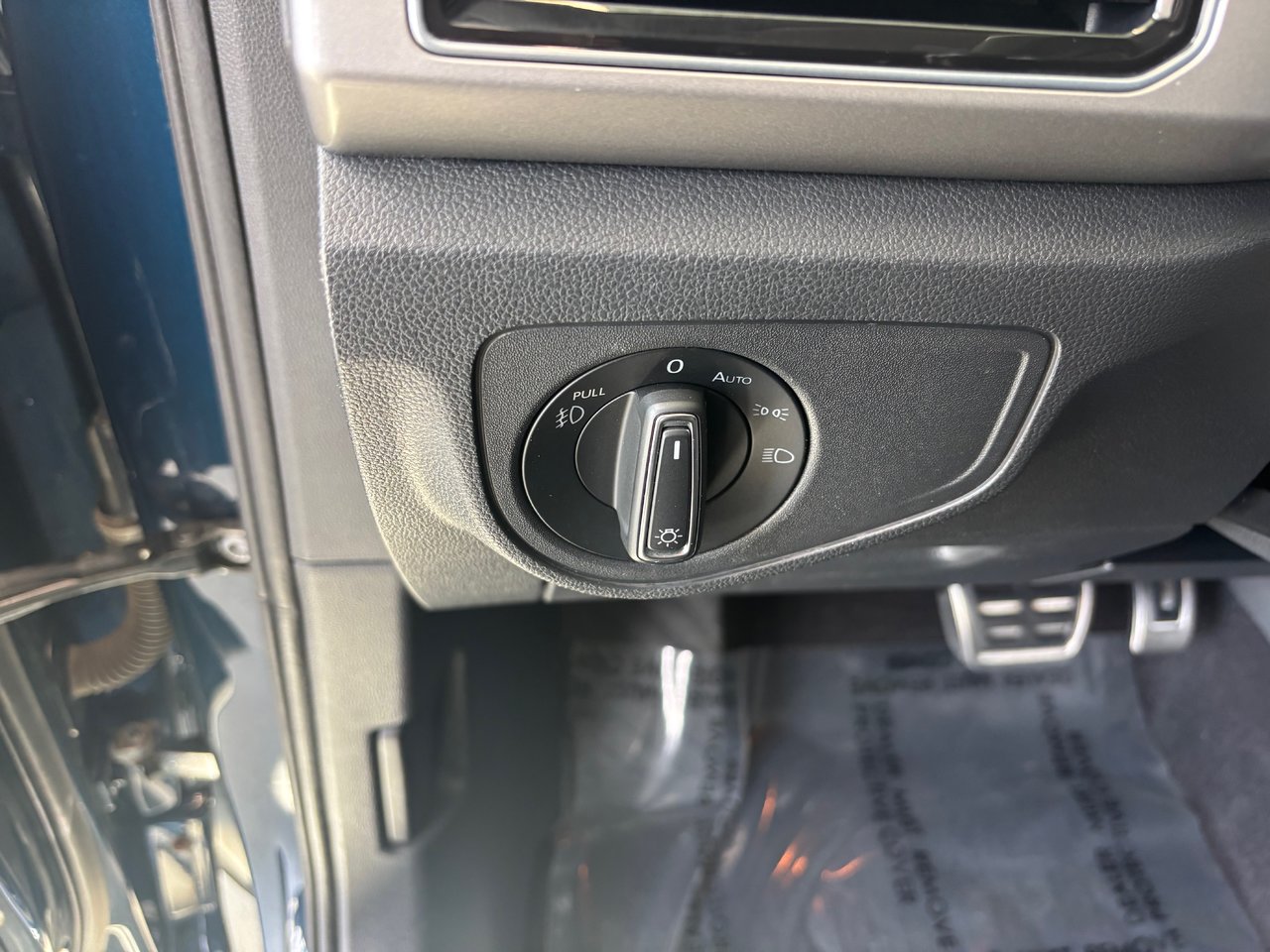 Volkswagen Atlas Highline R-LINE ENS CAPITAINE CUIR TOIT NAVIGATION 2019 JAMAIS ACCIDENTÉ