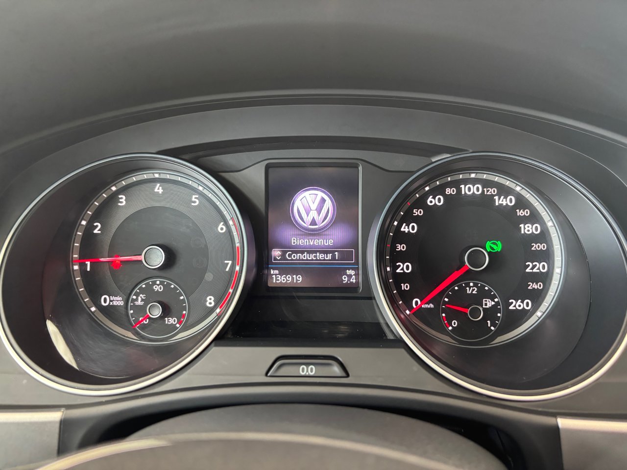 Volkswagen Atlas Highline R-LINE ENS CAPITAINE CUIR TOIT NAVIGATION 2019 JAMAIS ACCIDENTÉ