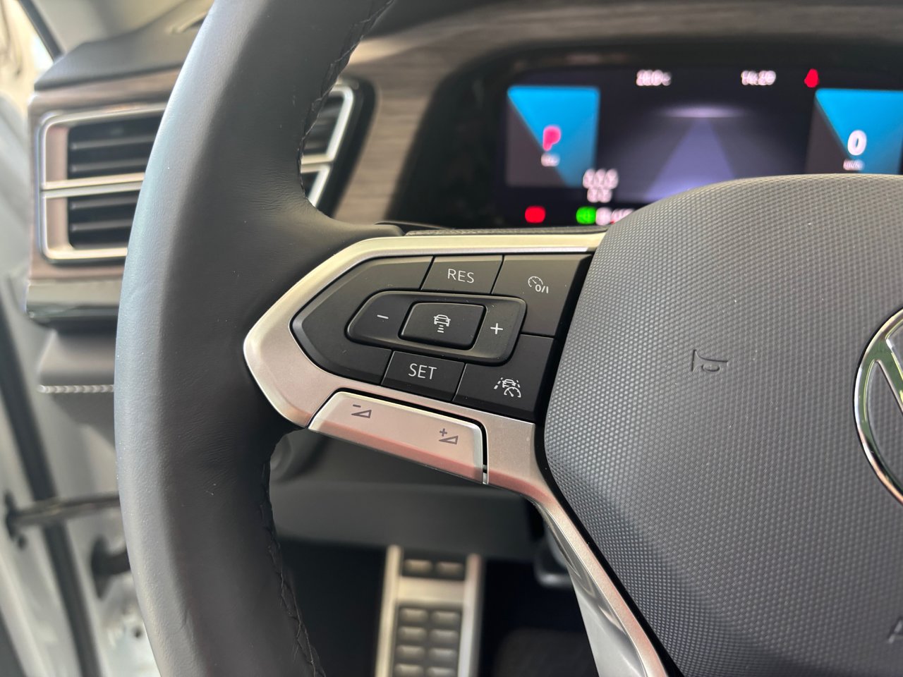 2025 Volkswagen Atlas Execline DEMO SPECIAL