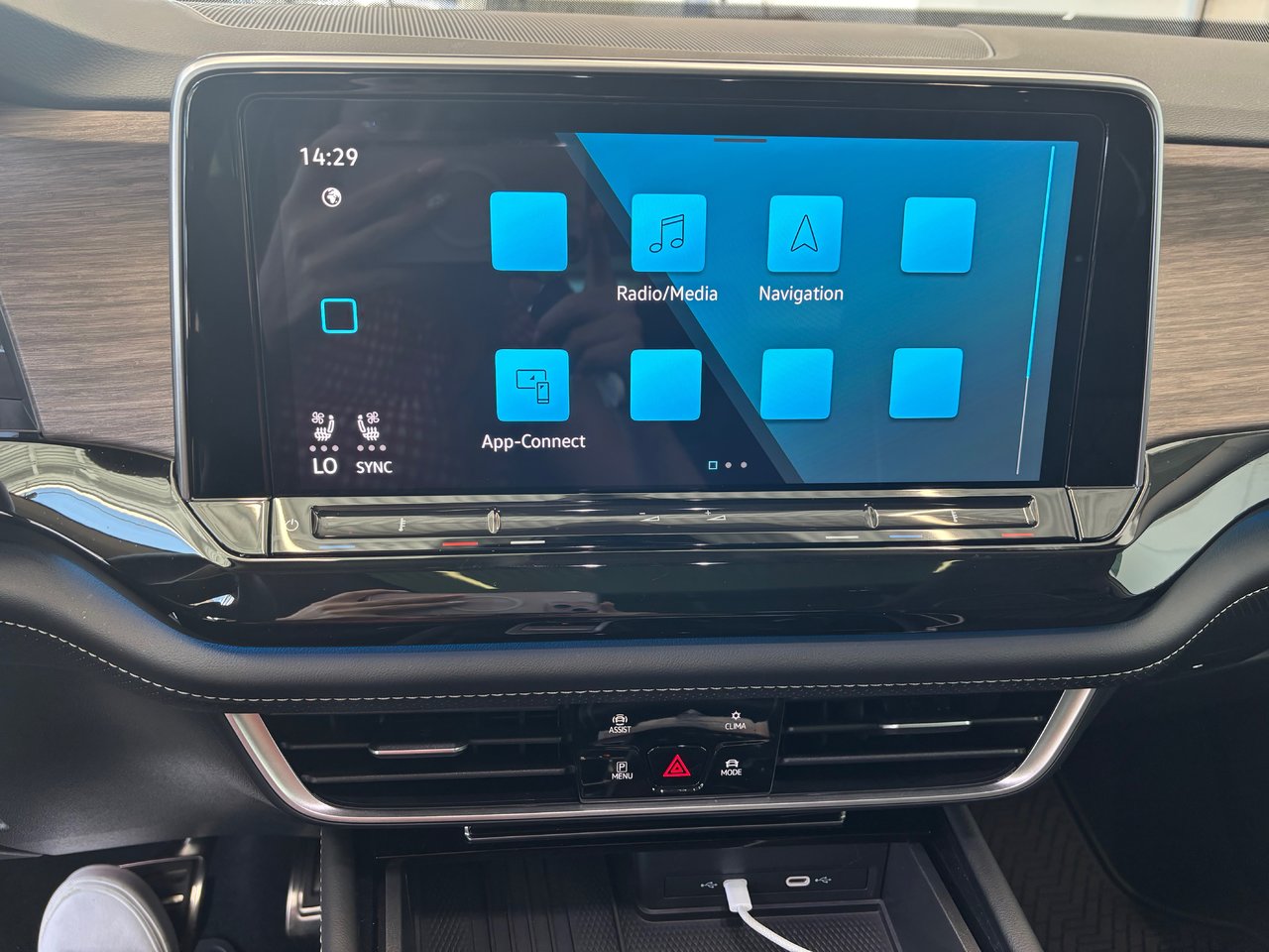 2025 Volkswagen Atlas Execline DEMO SPECIAL