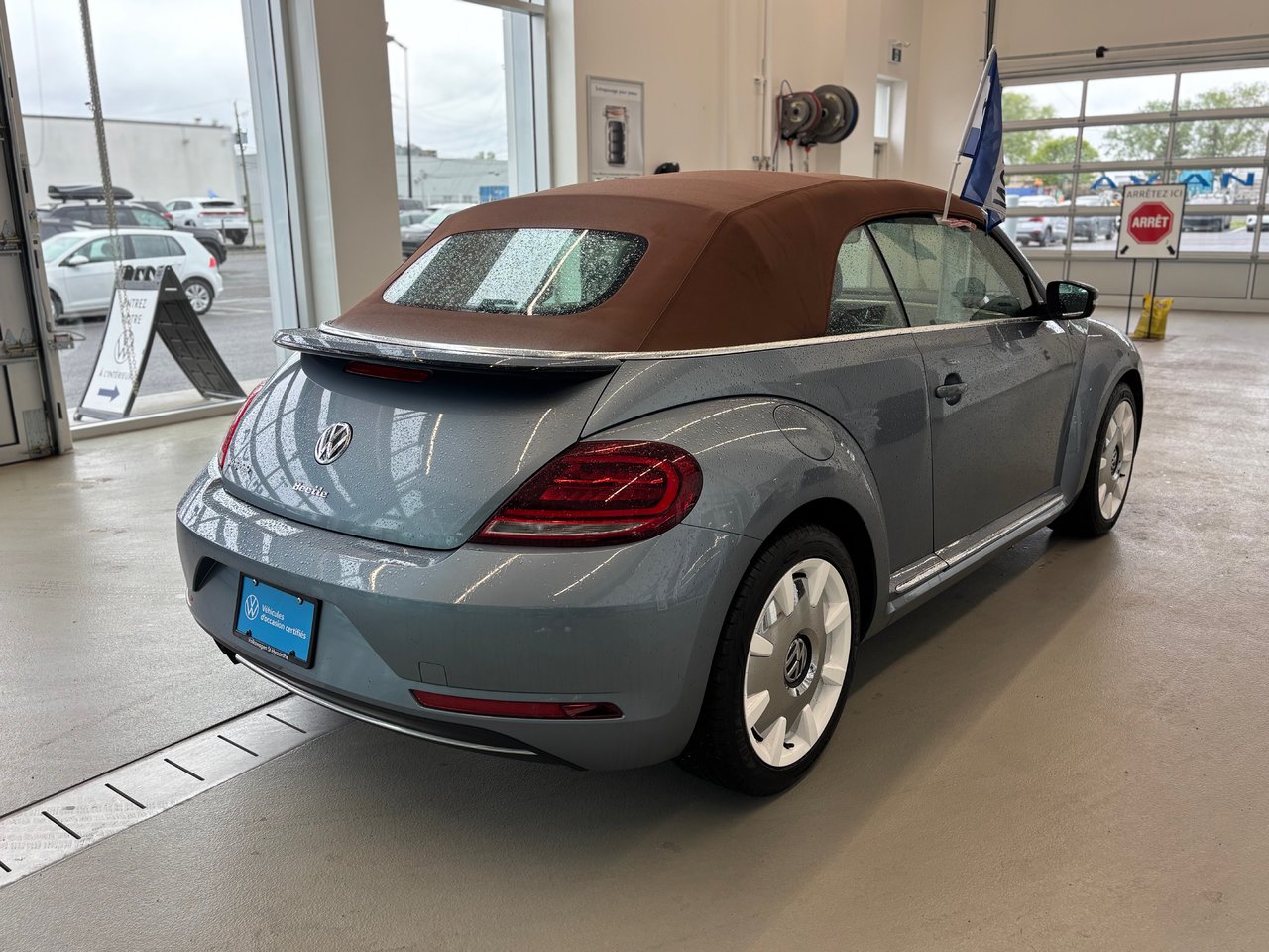 Volkswagen Beetle Convertible Wolfsburg Edition SIEGES CHAUFFANT BLUETOOTH 2019 JAMAIS ACCIDENTÉ ET RÈS RARE