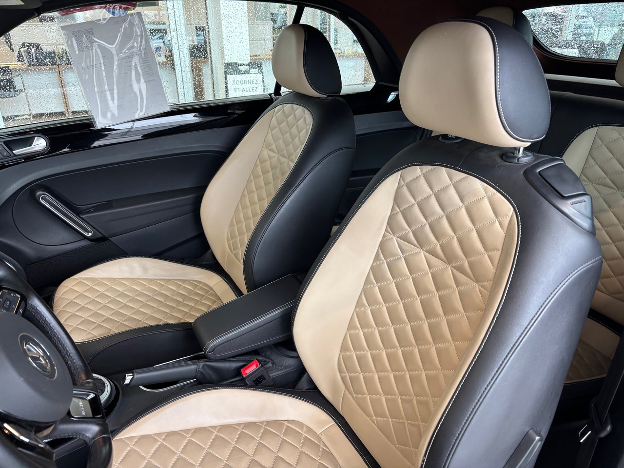 Volkswagen Beetle Convertible Wolfsburg Edition SIEGES CHAUFFANT BLUETOOTH 2019 JAMAIS ACCIDENTÉ ET RÈS RARE