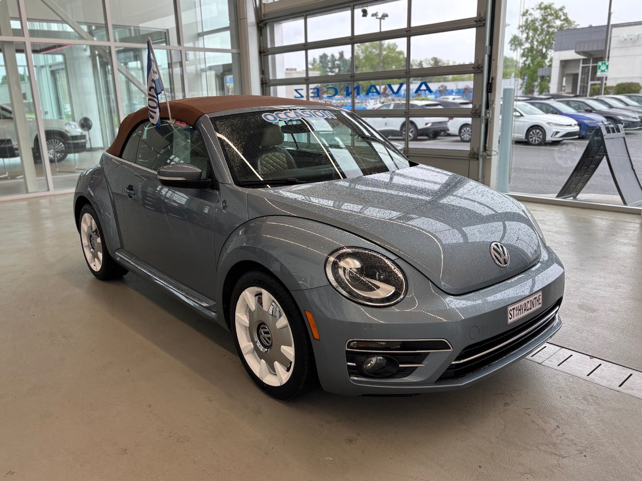 Volkswagen Beetle Convertible Wolfsburg Edition SIEGES CHAUFFANT BLUETOOTH 2019 JAMAIS ACCIDENTÉ ET RÈS RARE