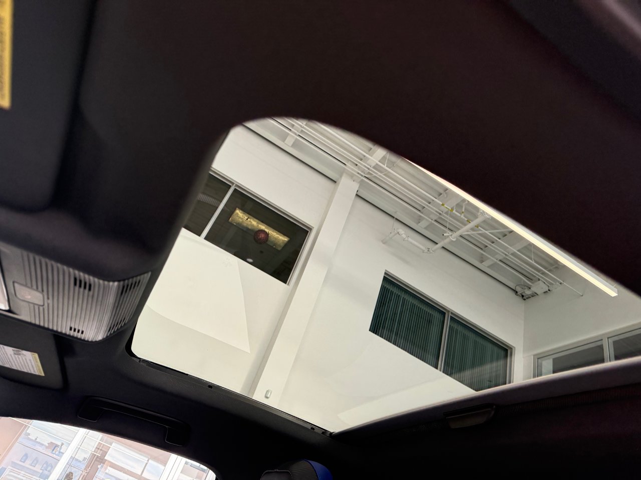 2024 Volkswagen Golf R  FINANCING AVAILABLE