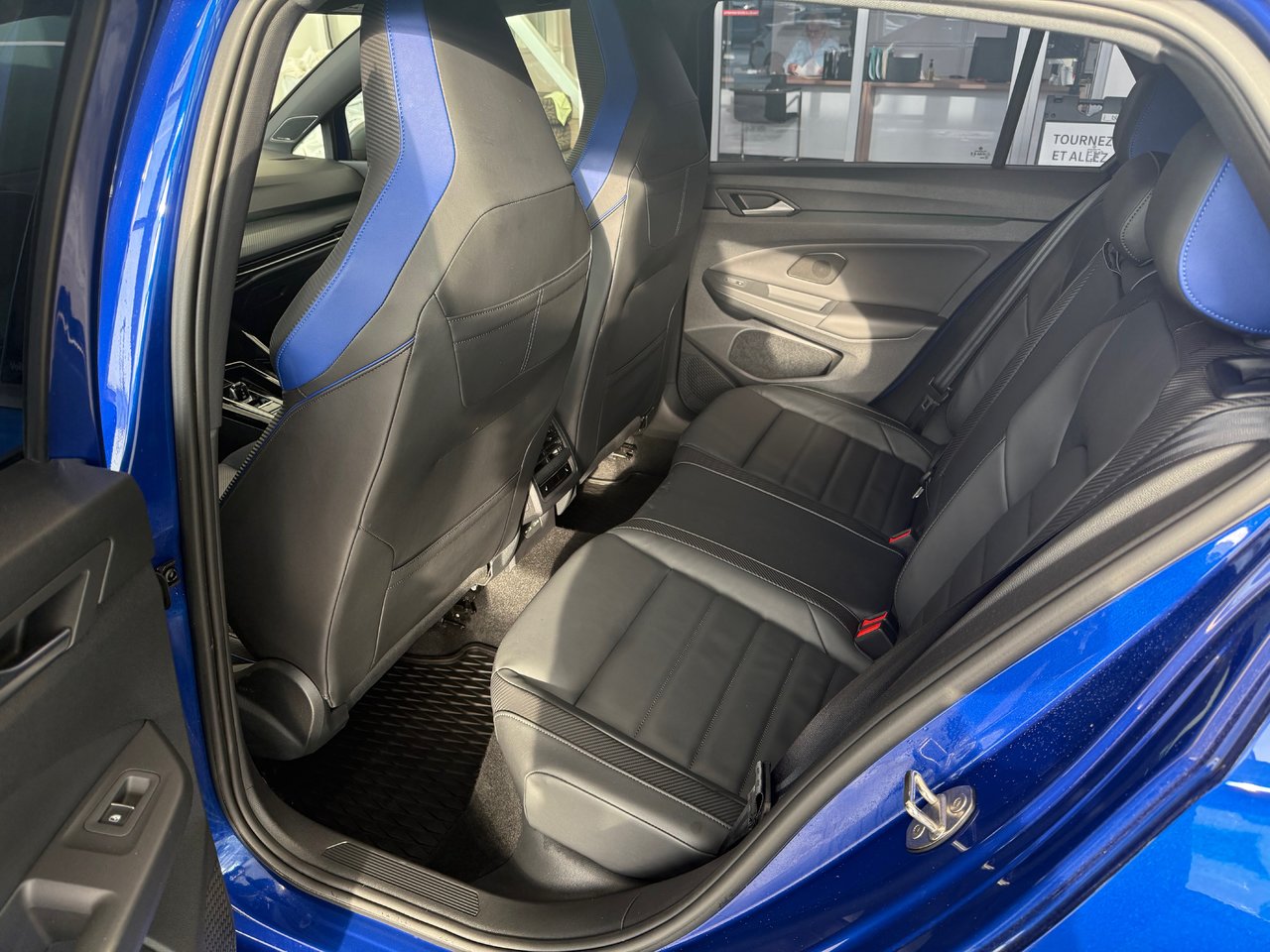 2024 Volkswagen Golf R  FINANCING AVAILABLE