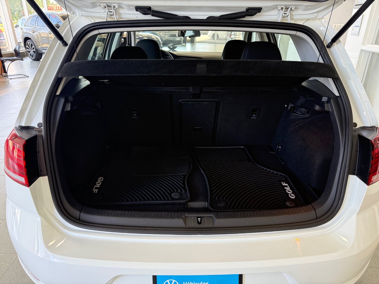 Volkswagen Golf COMFORTLINE AUTOMATIQUE JAMAIS ACCIDENTÉ 2021 A PARTIR DE 4.39%