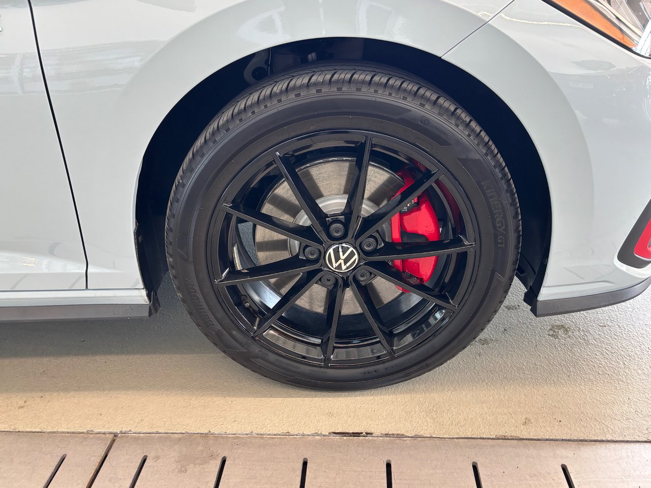2025 Volkswagen Jetta GLI Autobahn DEMO SPECIAL