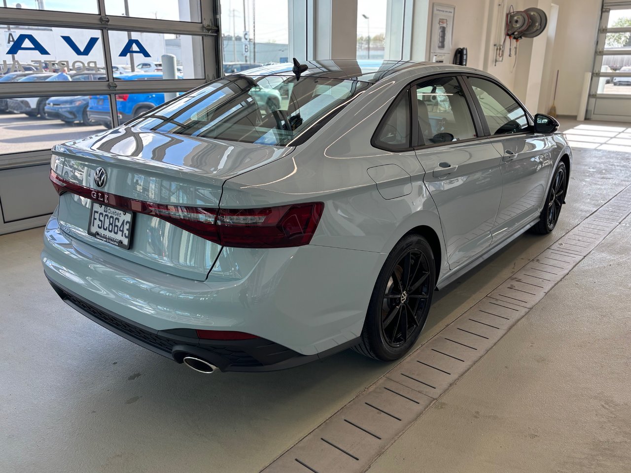 2025 Volkswagen Jetta GLI Autobahn DEMO SPECIAL