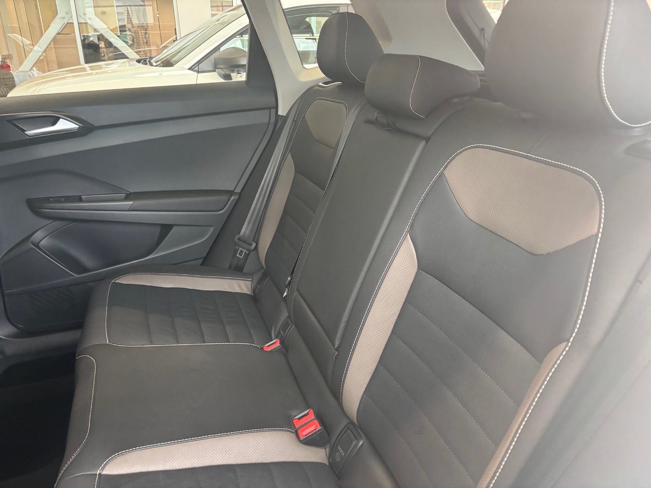 2023 Volkswagen Taos Highline 4MOTION JAMAIS ACCIDENTÉ