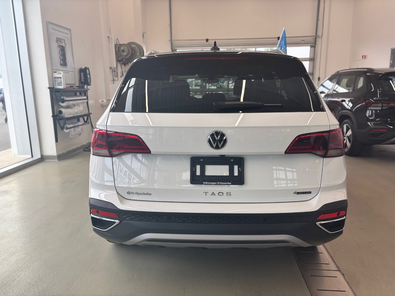 2023 Volkswagen Taos Highline 4MOTION JAMAIS ACCIDENTÉ