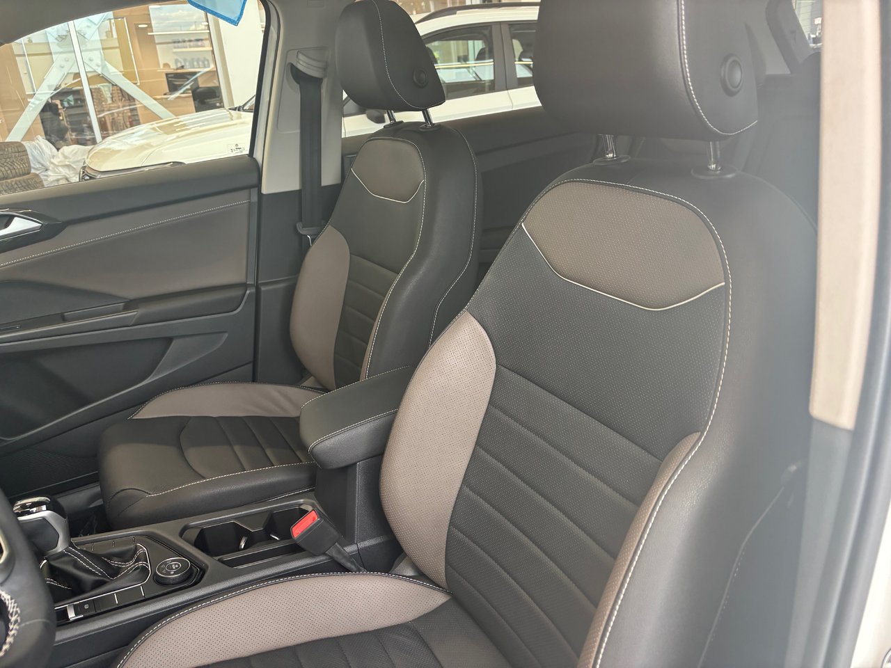 2023 Volkswagen Taos Highline 4MOTION JAMAIS ACCIDENTÉ