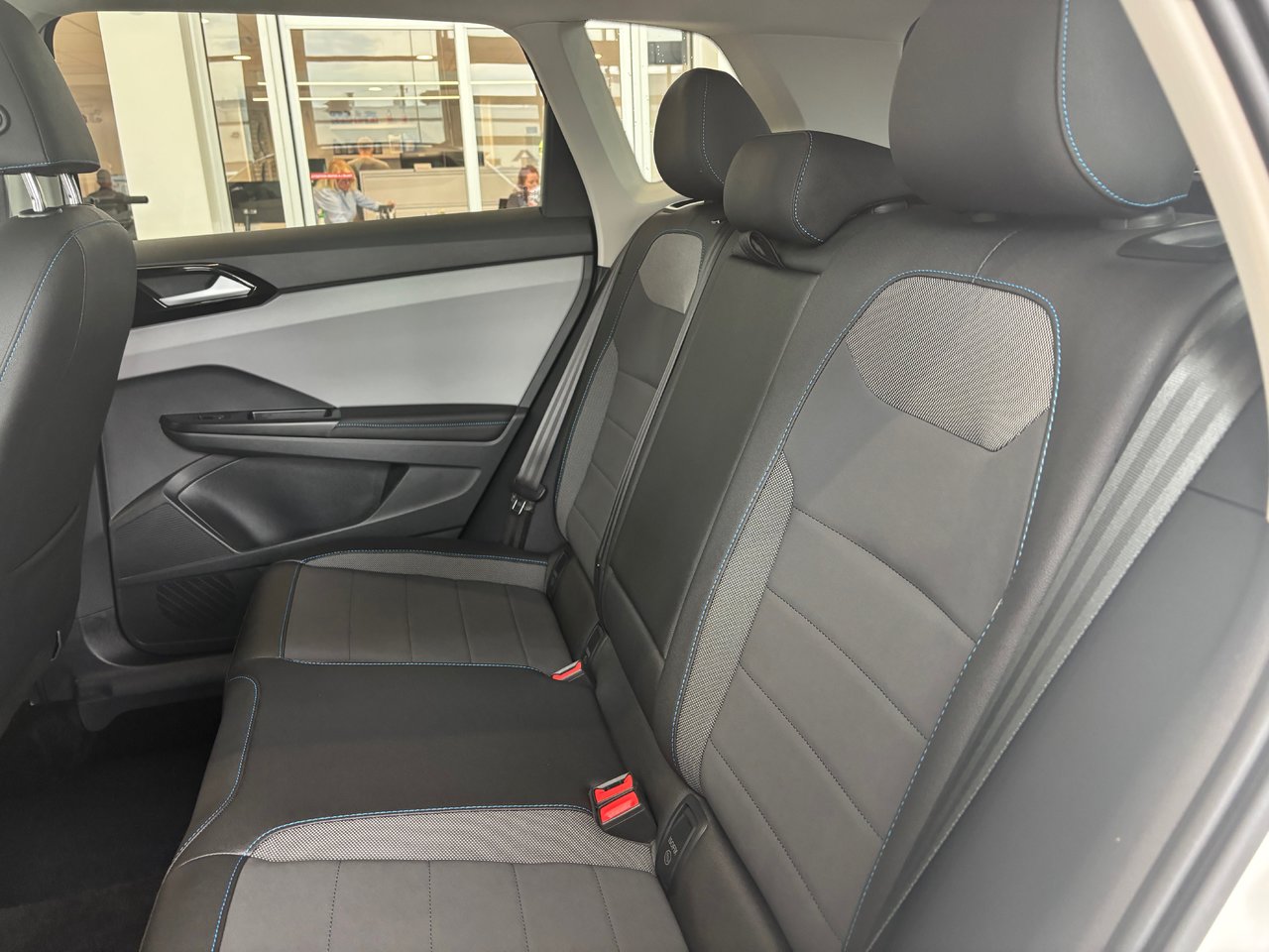 2024 Volkswagen Taos Comfortline Black Edition TOIT PANO