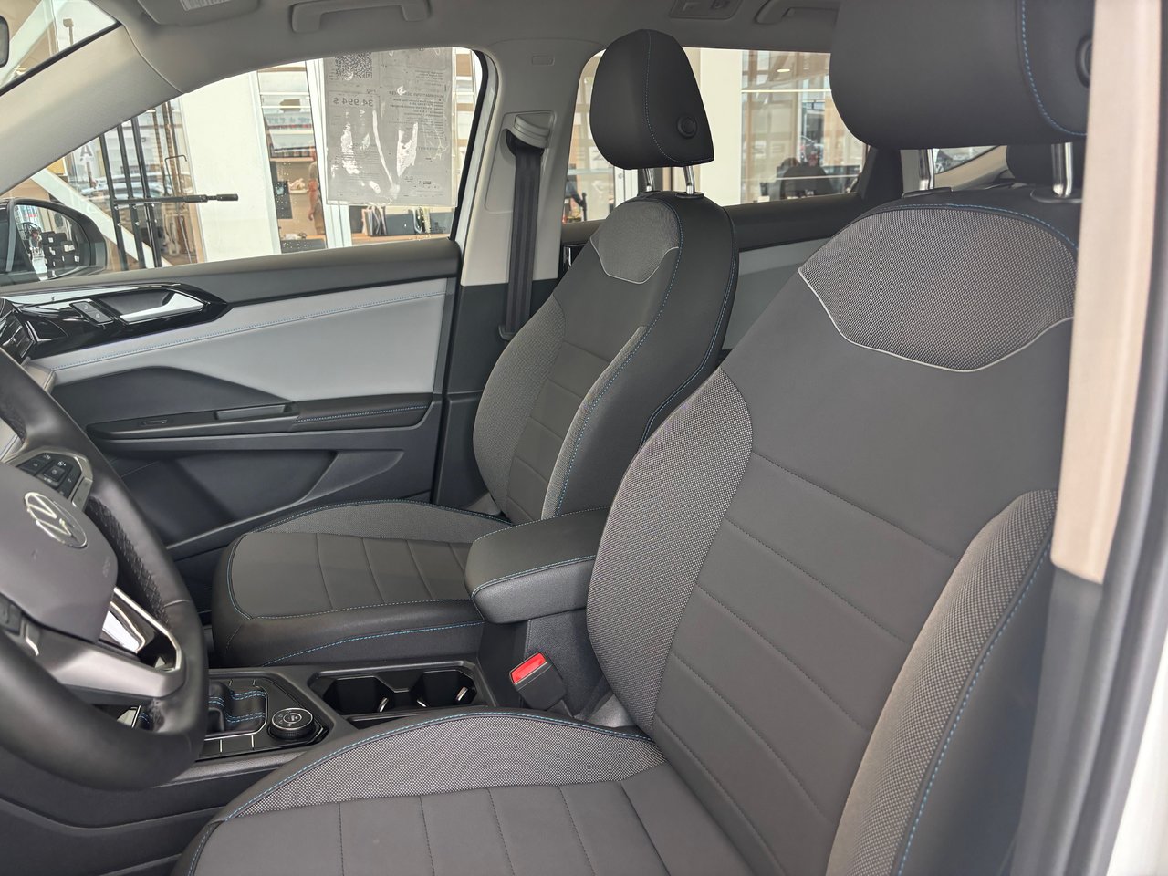 2024 Volkswagen Taos Comfortline Black Edition TOIT PANO