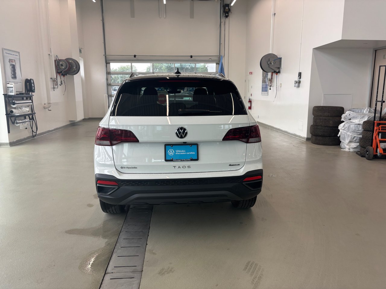 2024 Volkswagen Taos Comfortline Black Edition TOIT PANO