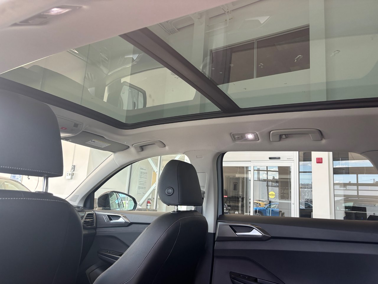 2025 Volkswagen Taos COMFORTLINE ÉDITION NOIRE DEMO SPECIAL