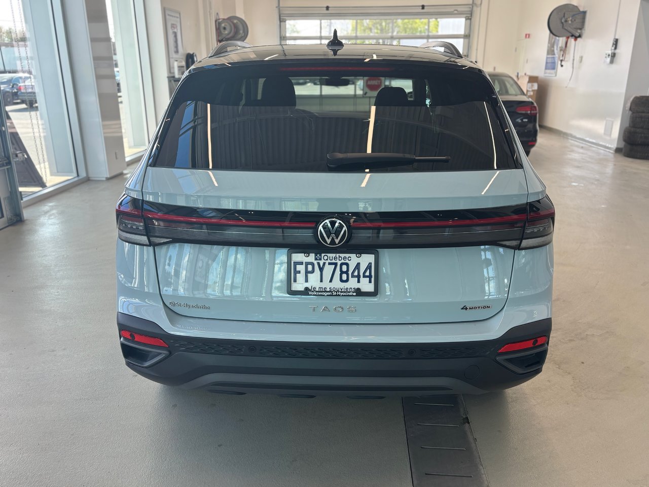 2025 Volkswagen Taos COMFORTLINE ÉDITION NOIRE DEMO SPECIAL