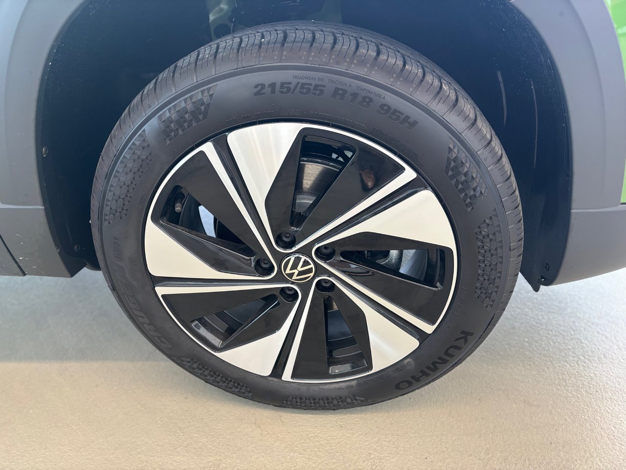 Volkswagen Taos Highline 4MOTION 2025 SPÉCIAL DÉMO