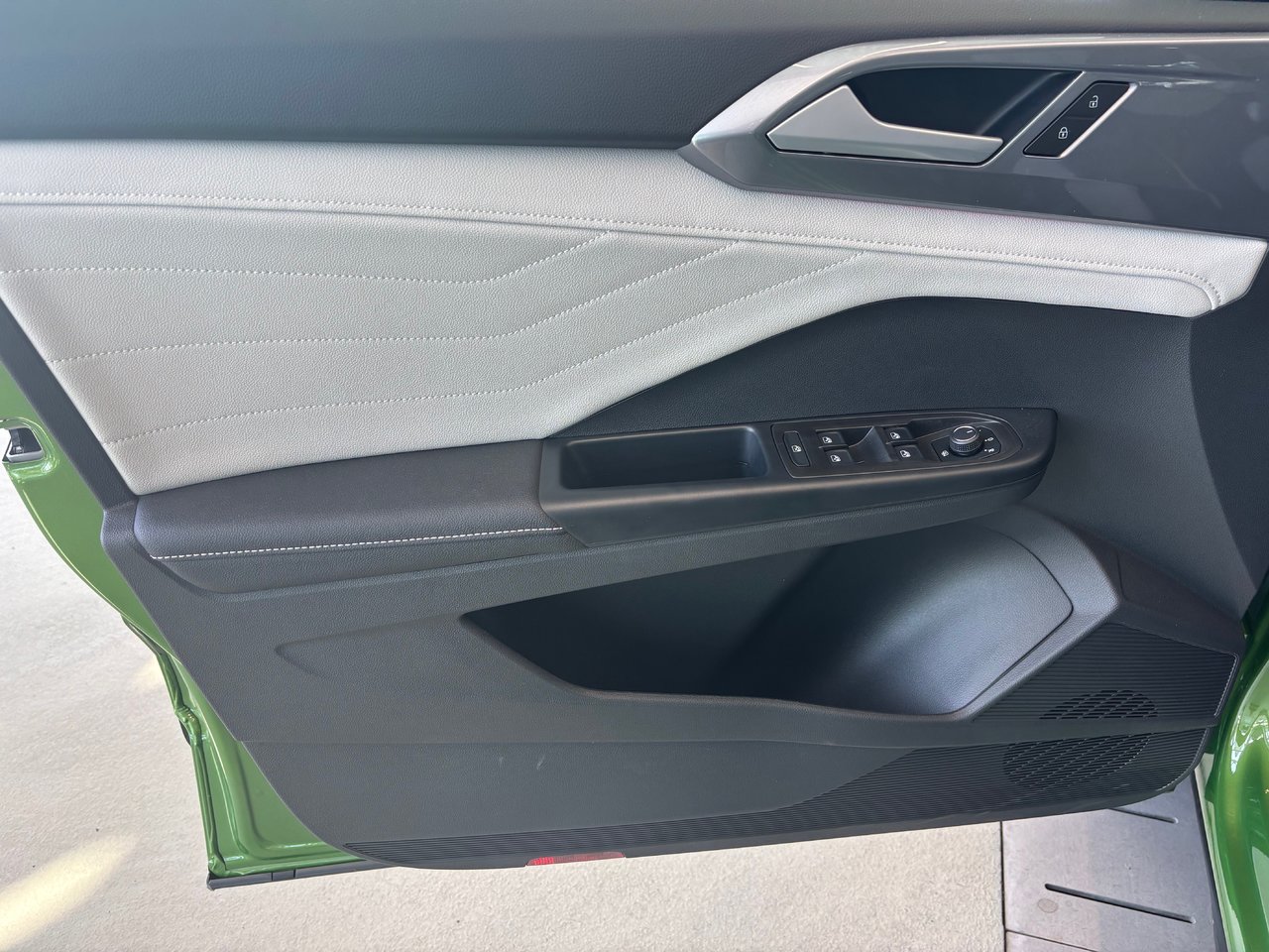 Volkswagen Taos Highline 4MOTION 2025 SPÉCIAL DÉMO