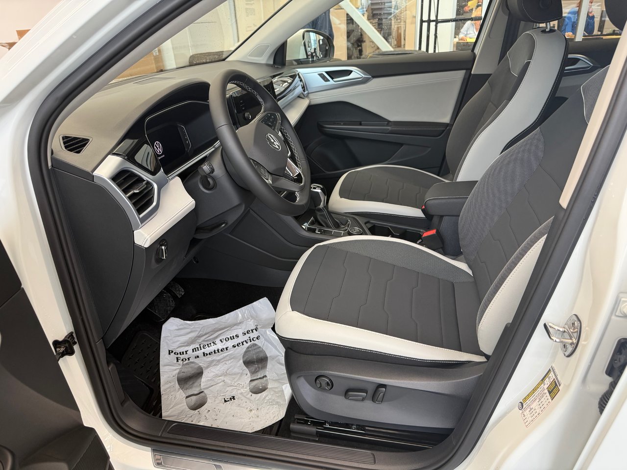 2026 Volkswagen Taos Comfortline DEMO SPECIAL