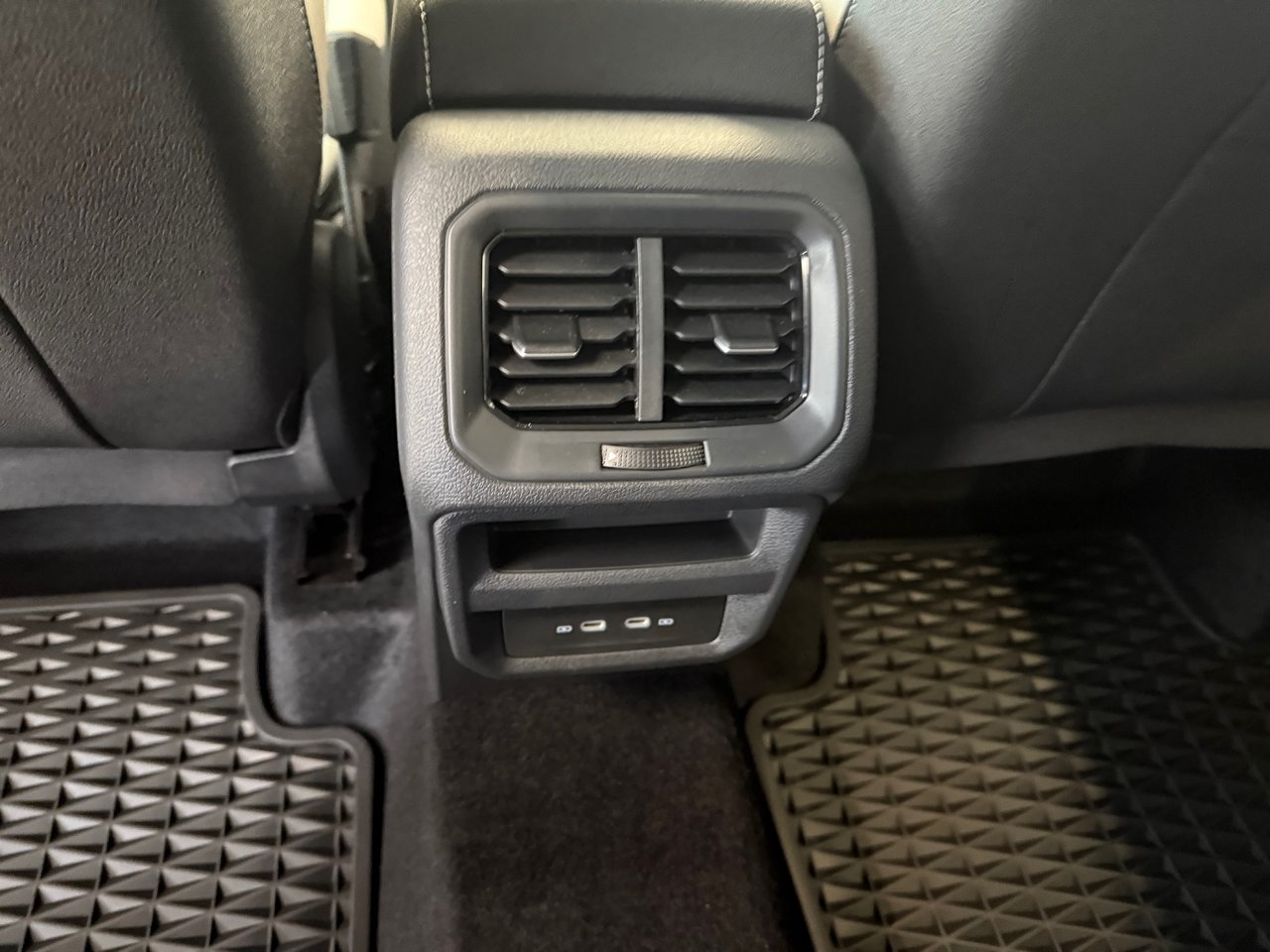 2026 Volkswagen Taos Comfortline DEMO SPECIAL