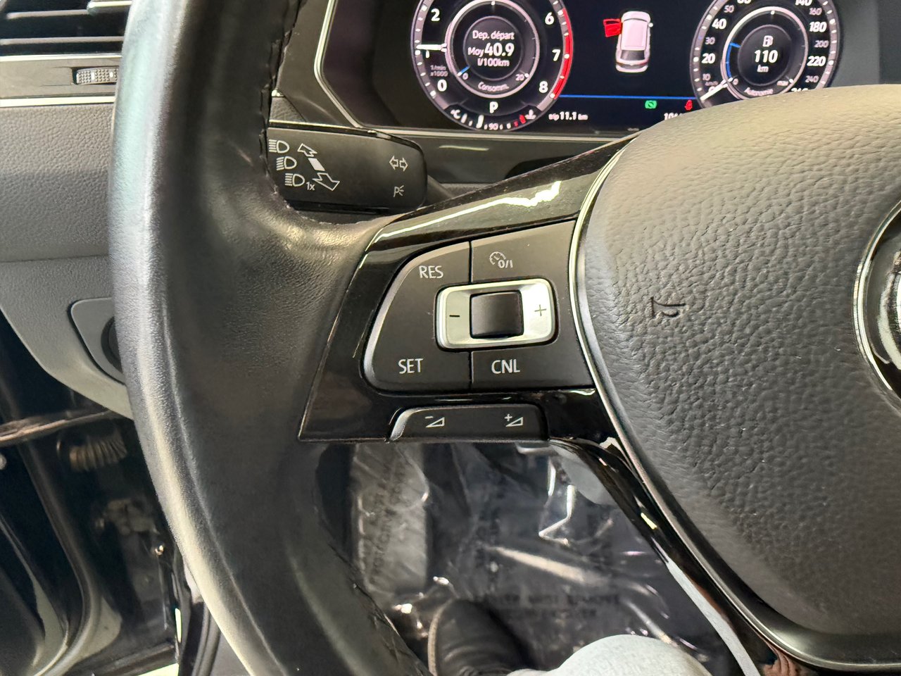 Volkswagen Tiguan Highline CUIR TOIT PANO NAVIGATION 2018 JAMAIS ACCIDENTÉ