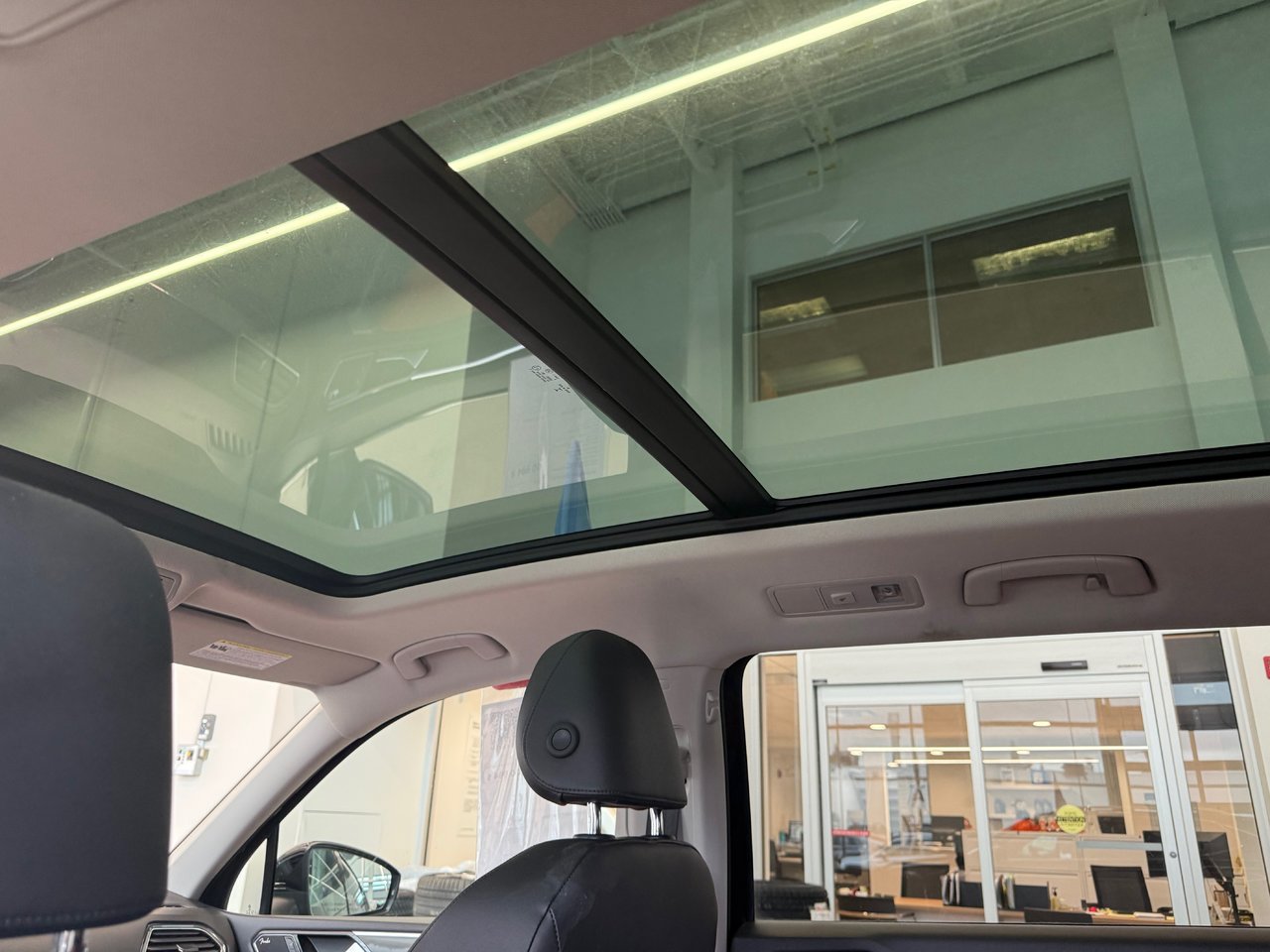 Volkswagen Tiguan Highline CUIR TOIT PANO NAVIGATION 2018 JAMAIS ACCIDENTÉ