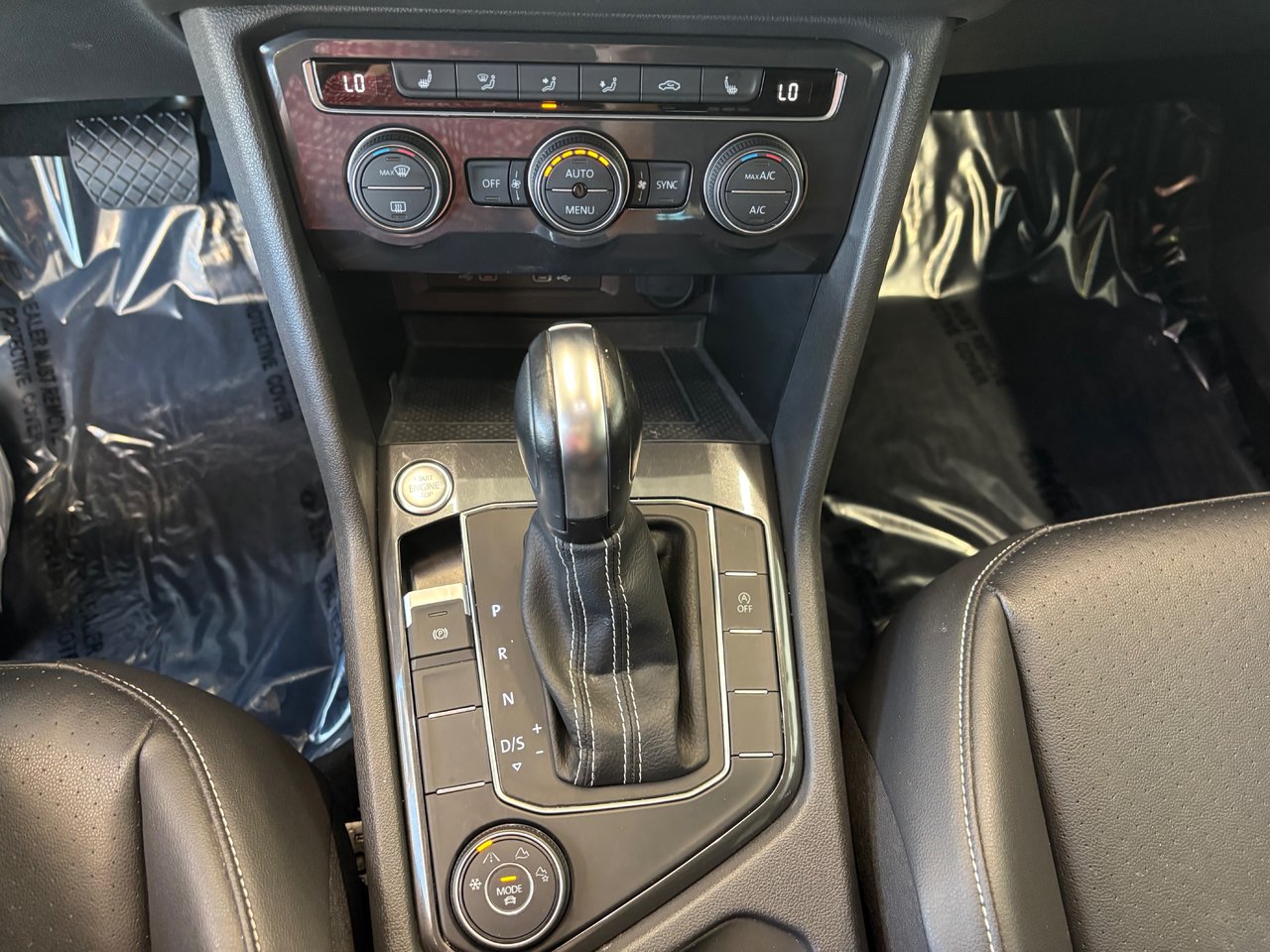 Volkswagen Tiguan COMFORTLINE TOIT PANO SIMILI CUIR 2021 JAMAIS ACCIDENTÉ