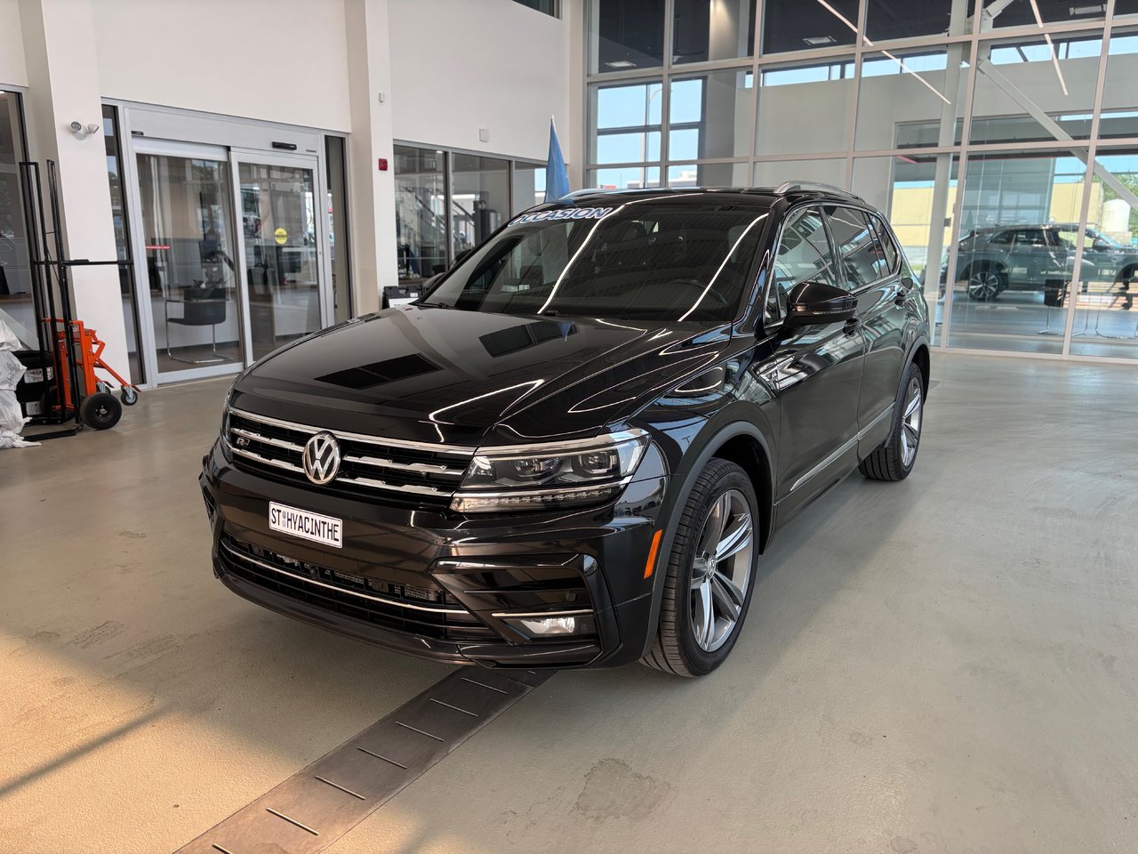 Volkswagen Tiguan Highline R-LINE CUIR TOIT NAVIGATION 2021 JAMAIS ACCIDENTÉ