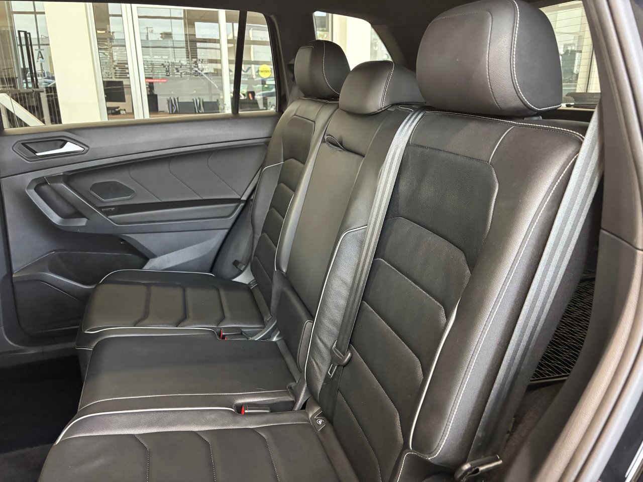 Volkswagen Tiguan Highline R-LINE CUIR TOIT NAVIGATION 2021 JAMAIS ACCIDENTÉ