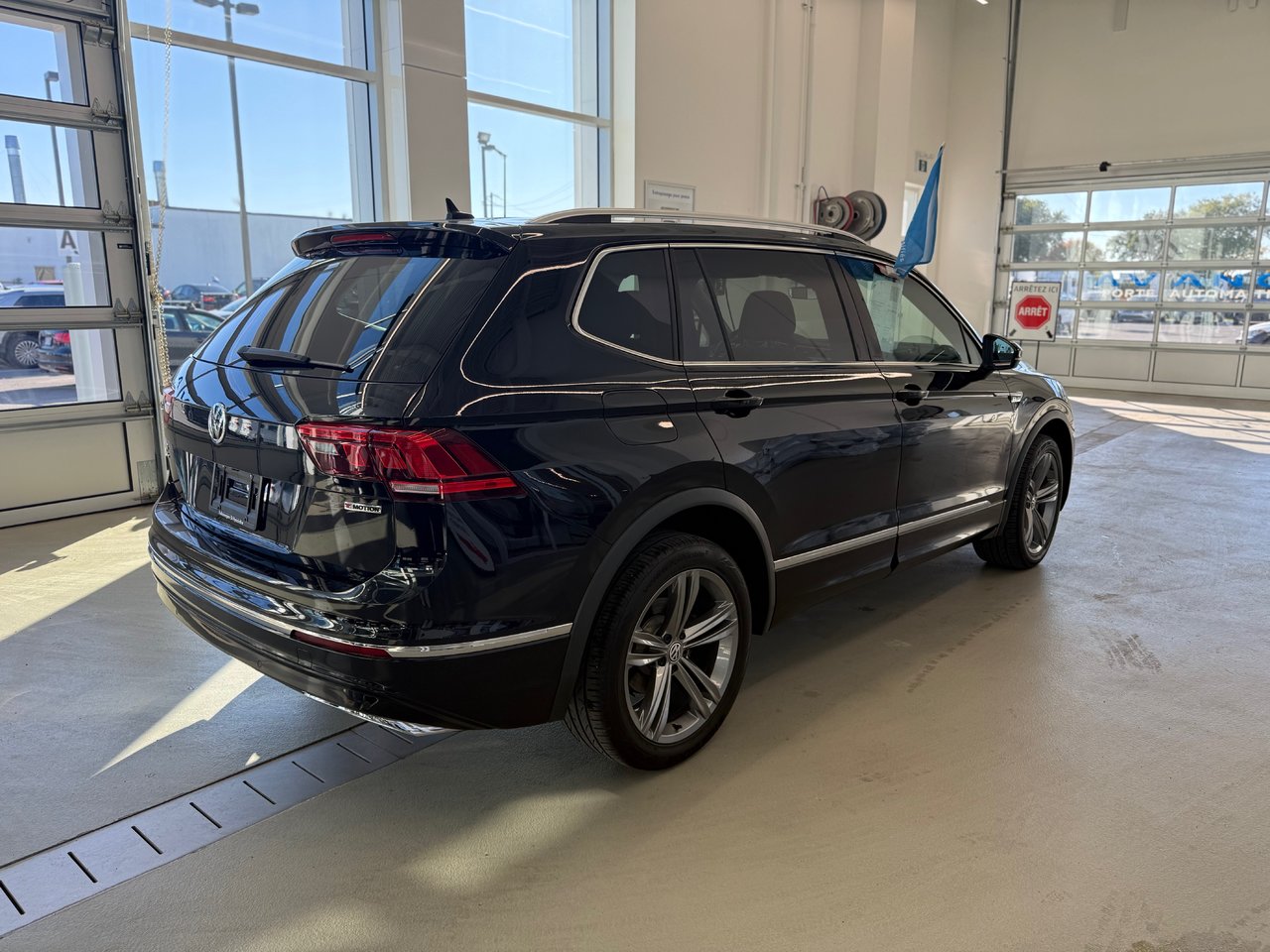Volkswagen Tiguan Highline R-LINE JAMAIS ACCIDENTÉ 2021 A PARTIR DE 4.39%