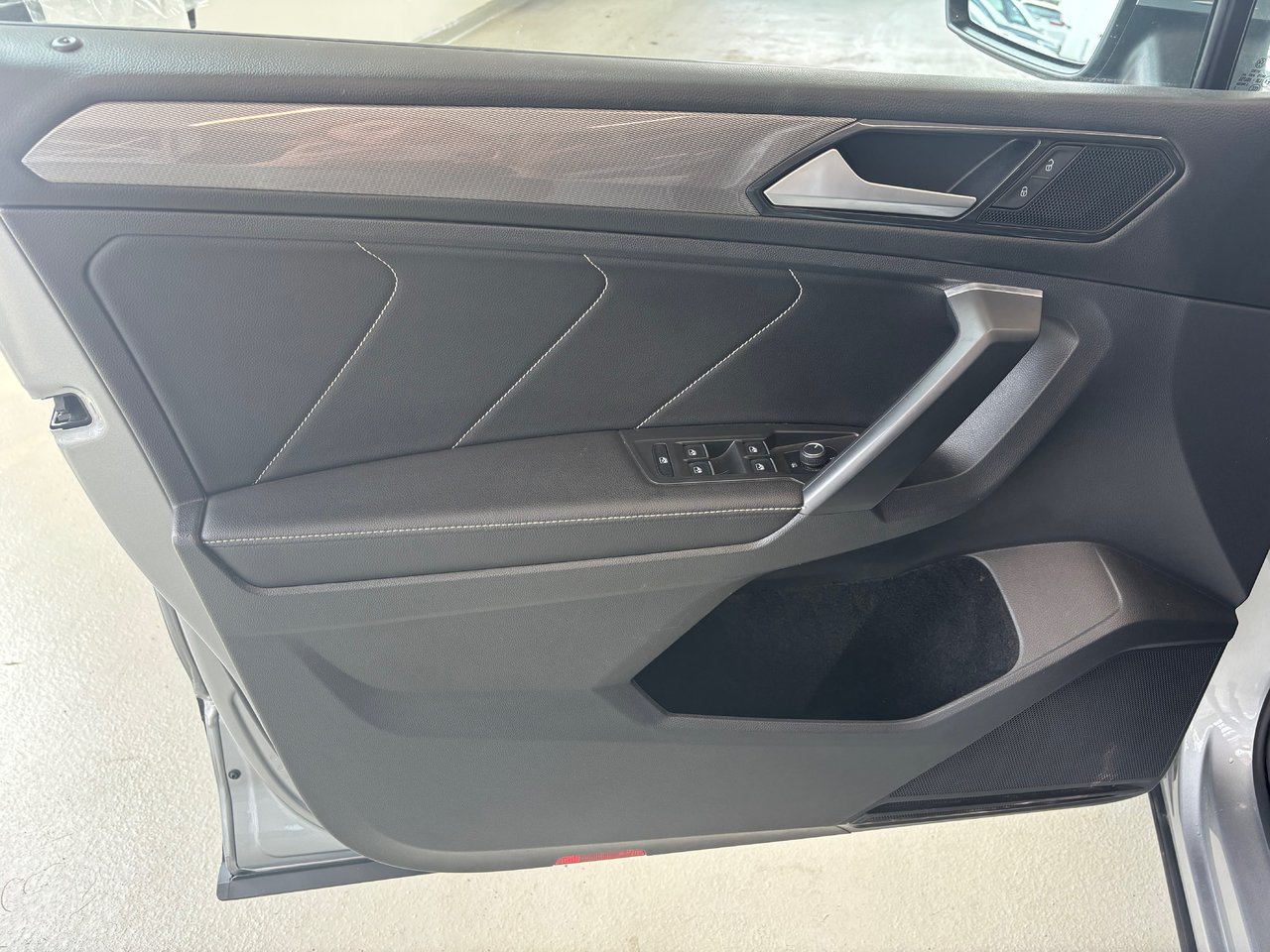 Volkswagen Tiguan Comfortline TOIT PANORAMIQUE CARPLAY 4MOTION 2022 AUSSI BAS QUE 4.69%