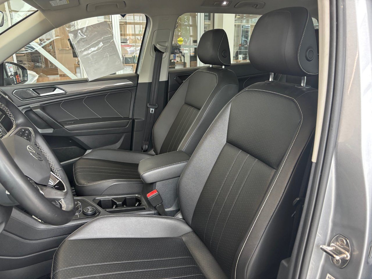 Volkswagen Tiguan Comfortline TOIT PANORAMIQUE CARPLAY 4MOTION 2022 AUSSI BAS QUE 4.69%