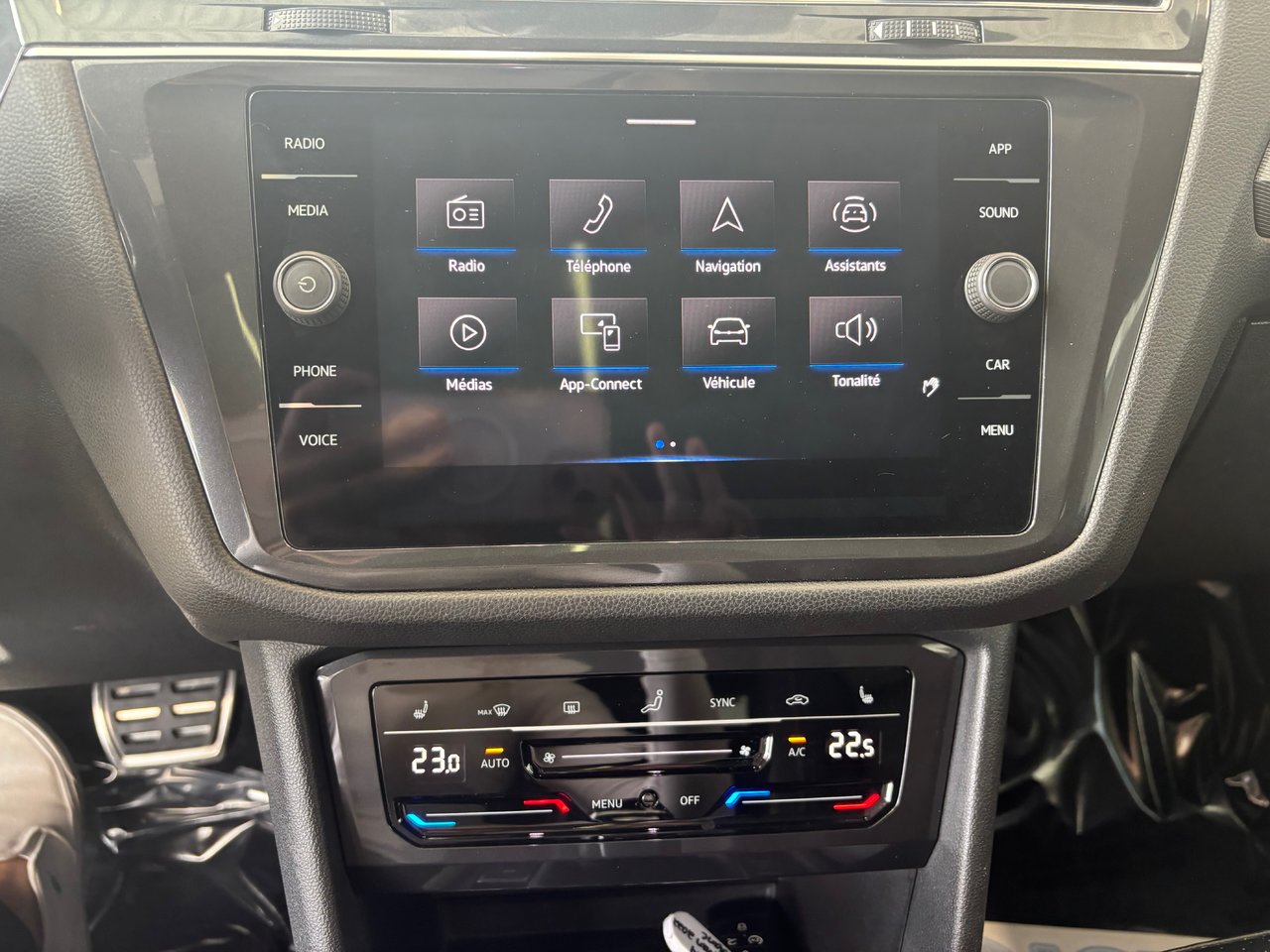 2022 Volkswagen Tiguan Comfortline R-Line Black Edition TOIT PANO SIMILIC