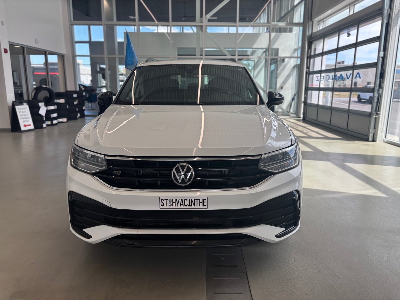 2022 Volkswagen Tiguan Comfortline R-Line Black Edition TOIT PANO SIMILIC