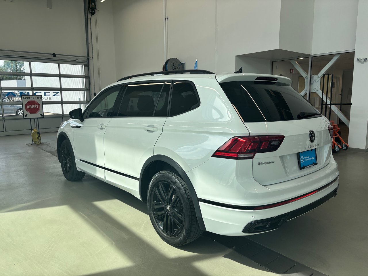 2022 Volkswagen Tiguan Comfortline R-Line Black Edition TOIT PANO SIMILIC